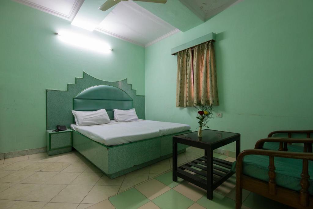 Hotel Kwality New Delhi Exterior photo
